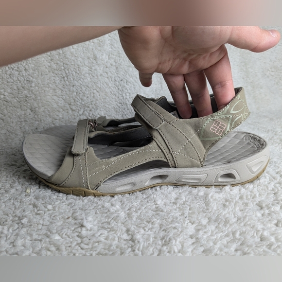 COLUMBIA Women Sandals Beige Color Size 9 Perfect For Outdoor Activities - Picture 3 of 8